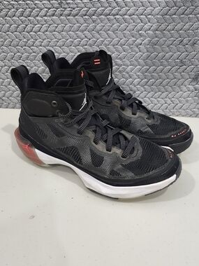 Womens Nike Air Jordan 37